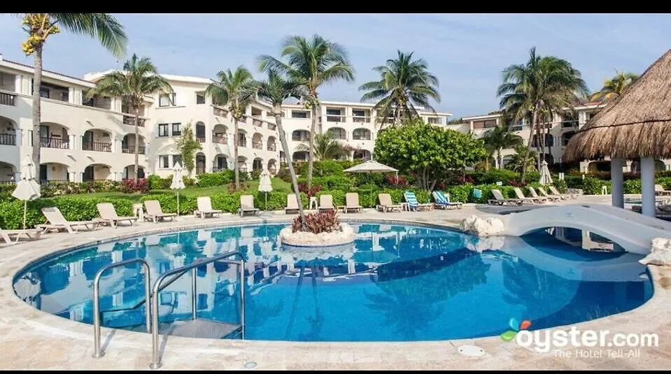Beachfront 1 Bedroom Ocean View Playa del Carmen Apartment