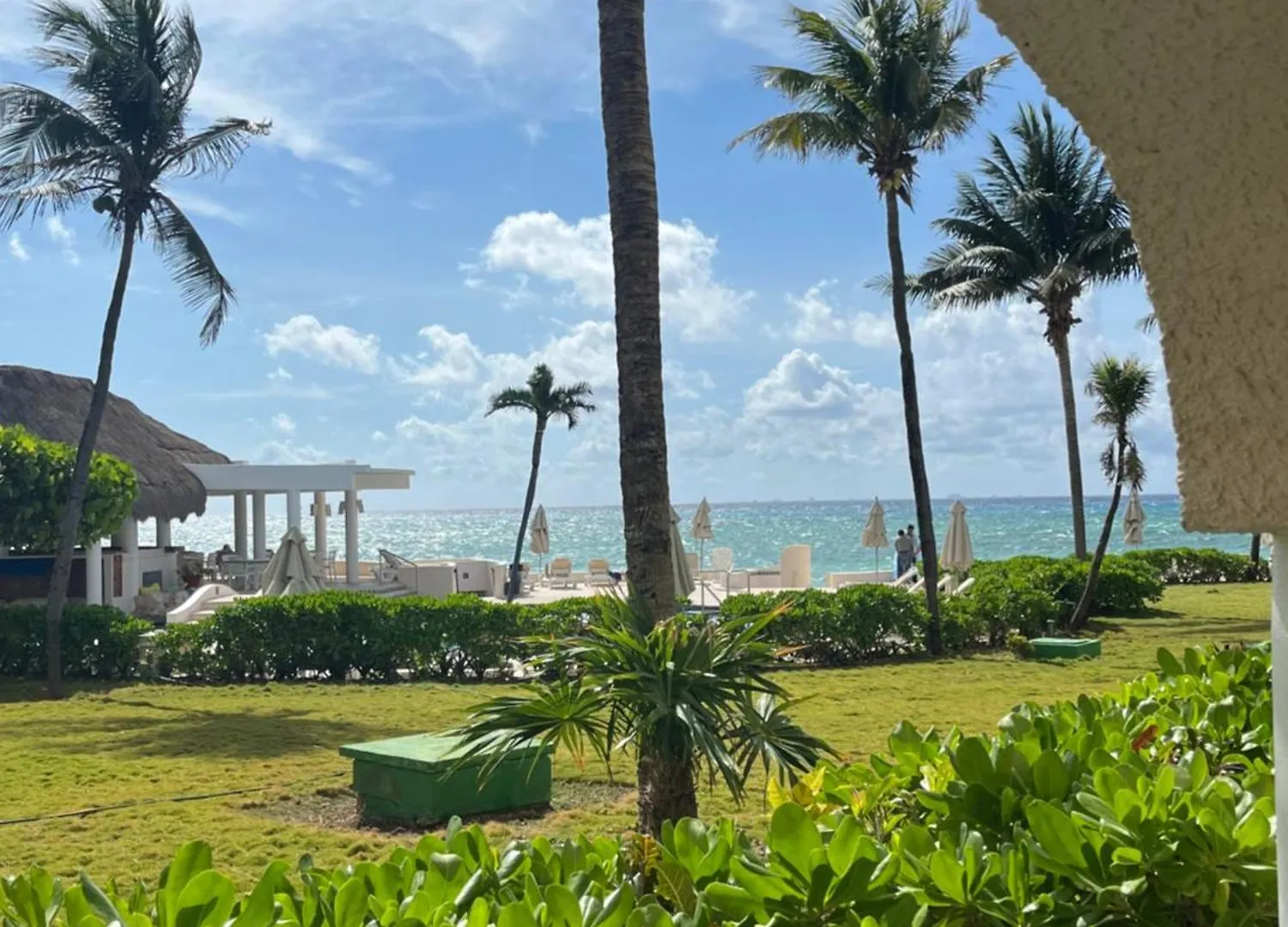 Beachfront 1 Bedroom Ocean View Playa del Carmen Apartment